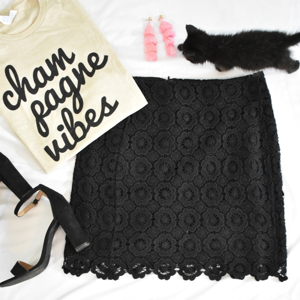 Flower Crochet Lace Black Mini Skirt